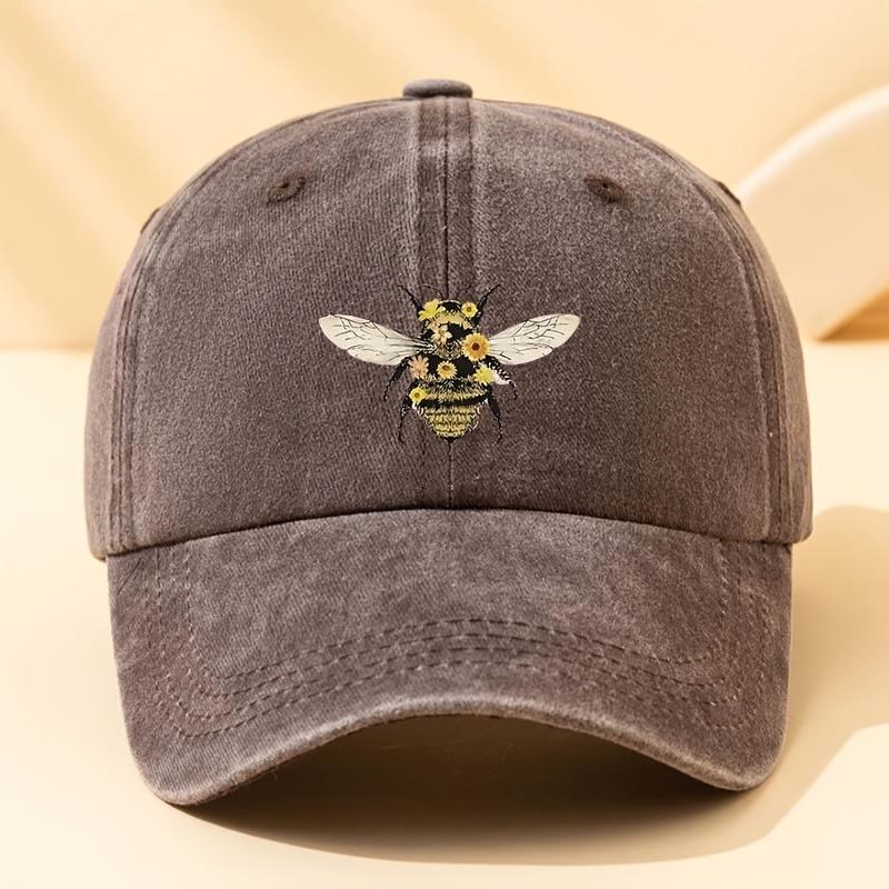 A Fashionable Bee Print Baseball Cap That Is Versatile for Outdoor Leisure, Duck Tongue Cap, and Travel Hat