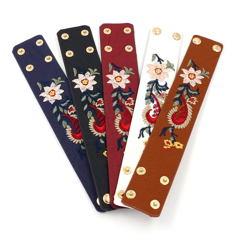 New Fashion Pu Leather Brodered Personality Brede Armbånd & Armbånd Dame Armbånd Multi-Color