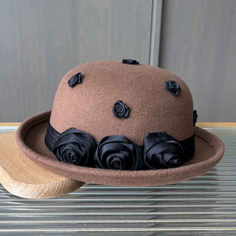 Fashion Dome Crimped Felt Top Hat Elegant Rose Decoration Fashion Hat Women's Autumn and Winter Woolen Woolen Pot Hat