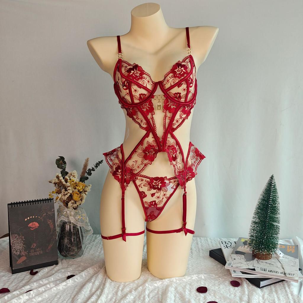 New Sexy Sexy Black Embroidery Mesh Splicing Bodysuit Women's Nightdress Garter Bra Set