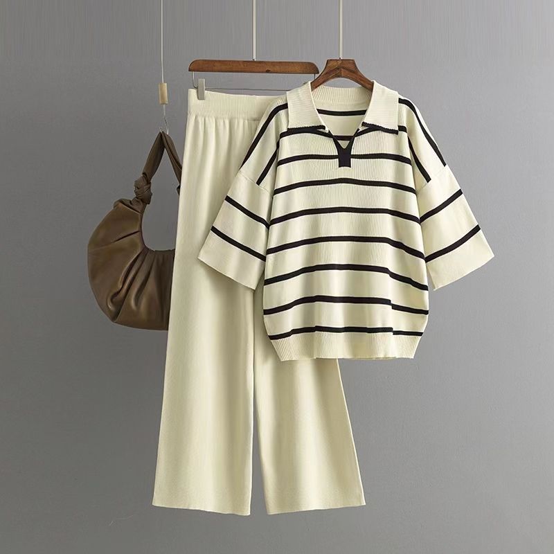 

Fashion Contrast Color Stripes Loose Knitting Top and Trousers Suit Loose Knit Top and Pants Set Apricot color One size