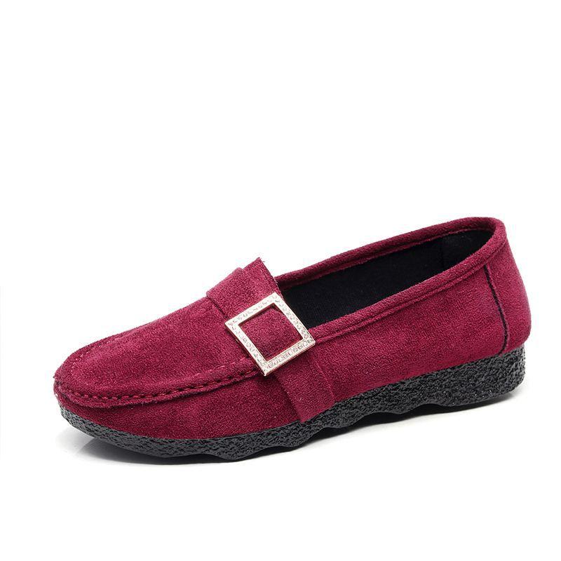 

Spring new social women s shoes Doudou shoes women s flat-bottomed feet lazy cloth shoes single shoes comfortable mother shoes 40