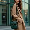 Vintage dvouzvrstvá kožená crossbody taška pro ženy Velkokapacitní taška přes rameno Retro peněženka proti krádeži