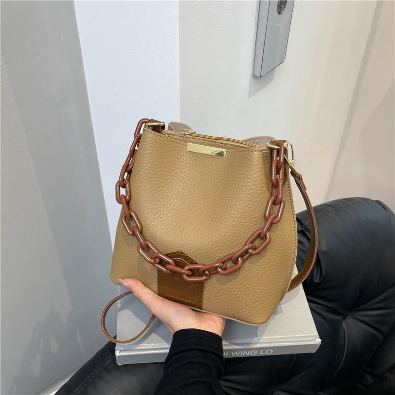 

Модная маленькая сумка на плечо женская 2025 весна и лето новая цепочка сумочка премиум универсальная сумка-мессенджер сумка-ведро хаки