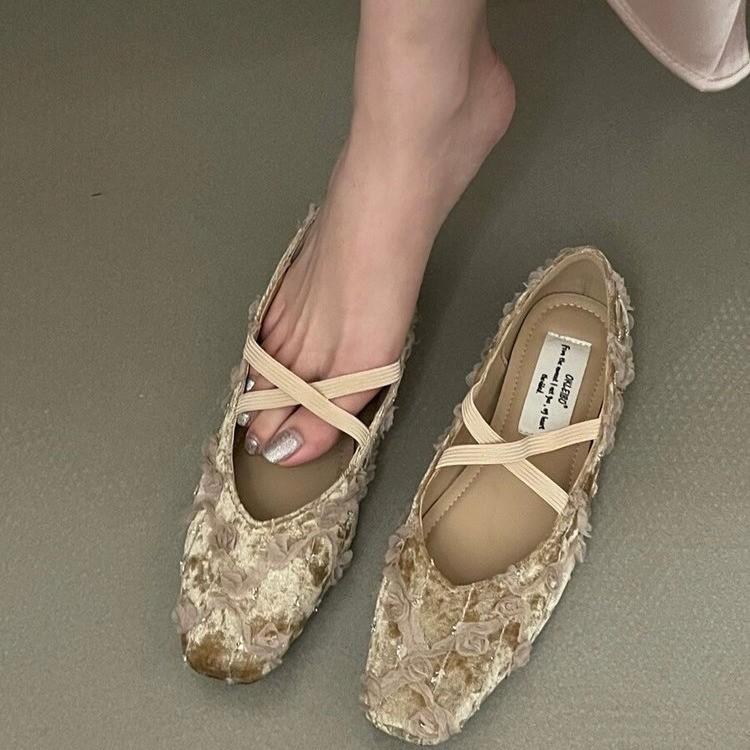 Mary Jane Shoes for Women Casual Dressy Flat Shoes Mary Janes Flats with Ankle Strap Women's Comfort Square Closed Toe Ballet Shoes for Wedding Party
