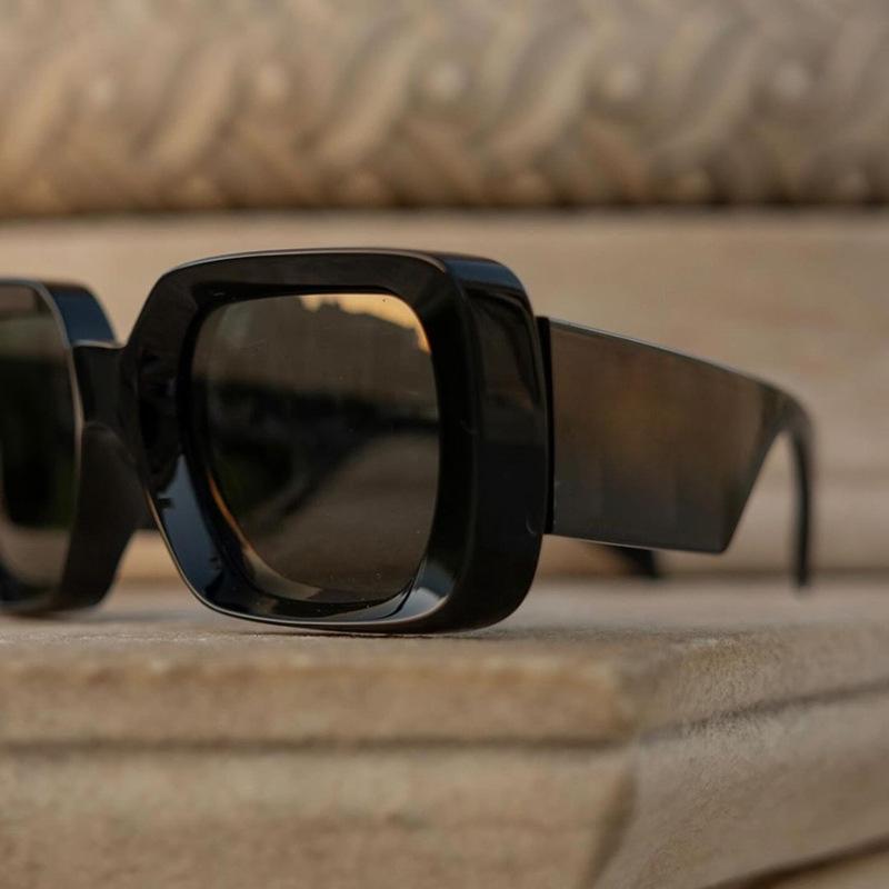 Luxury Designer Square Sunglasses Women Men Fashion Classic Vintage Sun Glasses Punk Outdoor Driving Eyewear