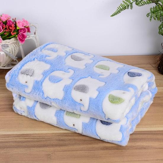 Pet Winter Blanket Super Soft Elephant Pattern Cozy Coral Fleece Cartoon Style Washable Dog Puppy Cat Throw Cage Sleeping Blanket
