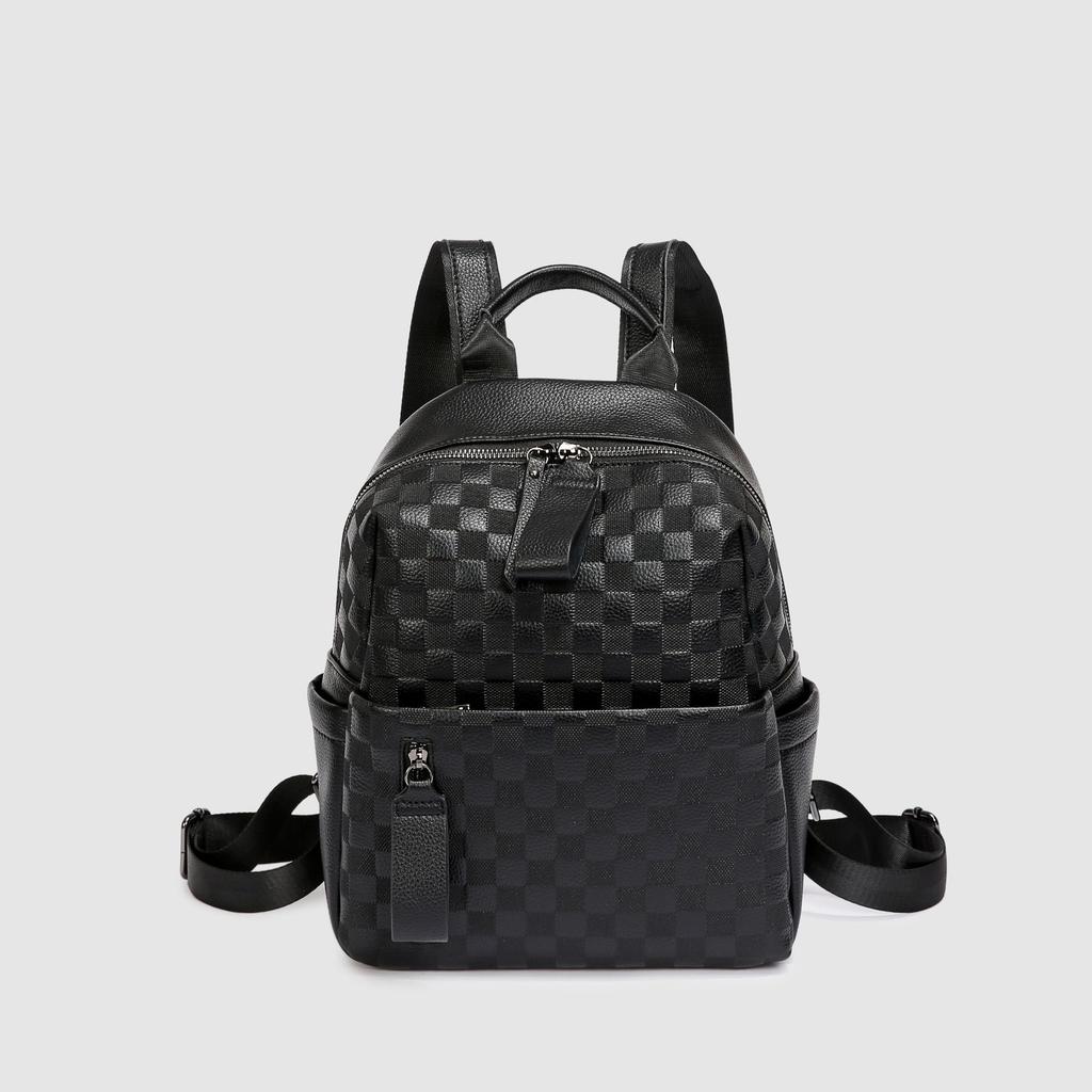 2024 Summer New Niche High-End Fashion Commuting Large-Capacity Backpack for Women, Simple and Sophisticated Travel Backpack