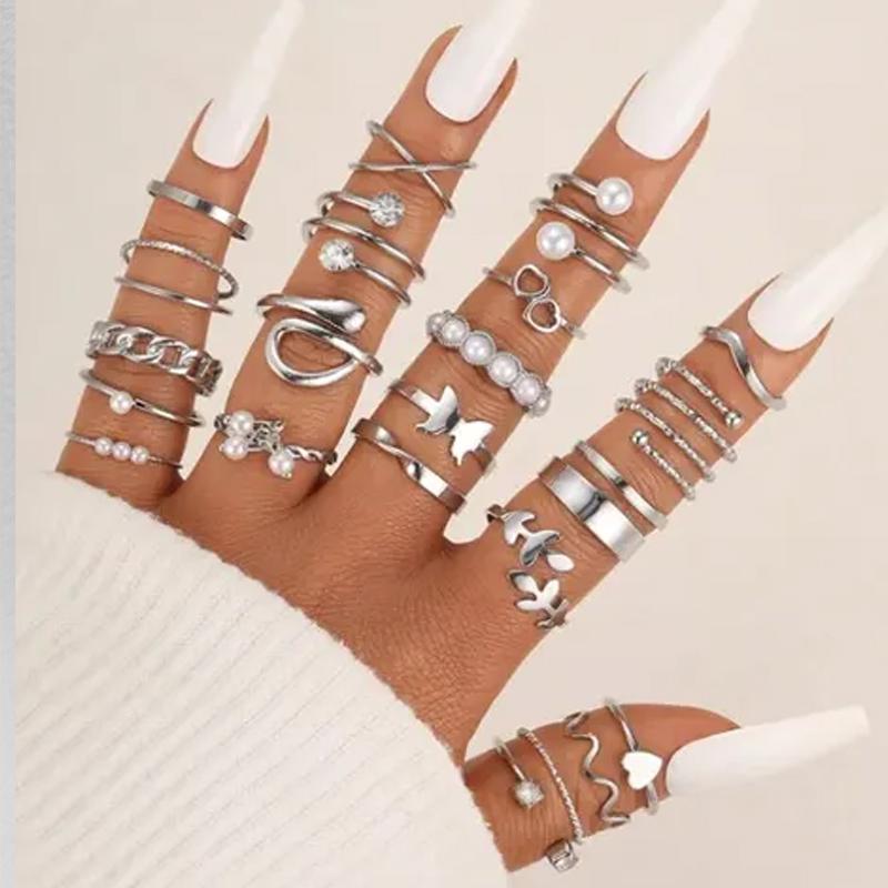 Set di 12 Anelli a Forma di Cuore Colore Oro per Donna Moda Zirconia Cubica Stella Geometrici Anelli da Dito Femminili Semplici alla Moda Gioielli Regali