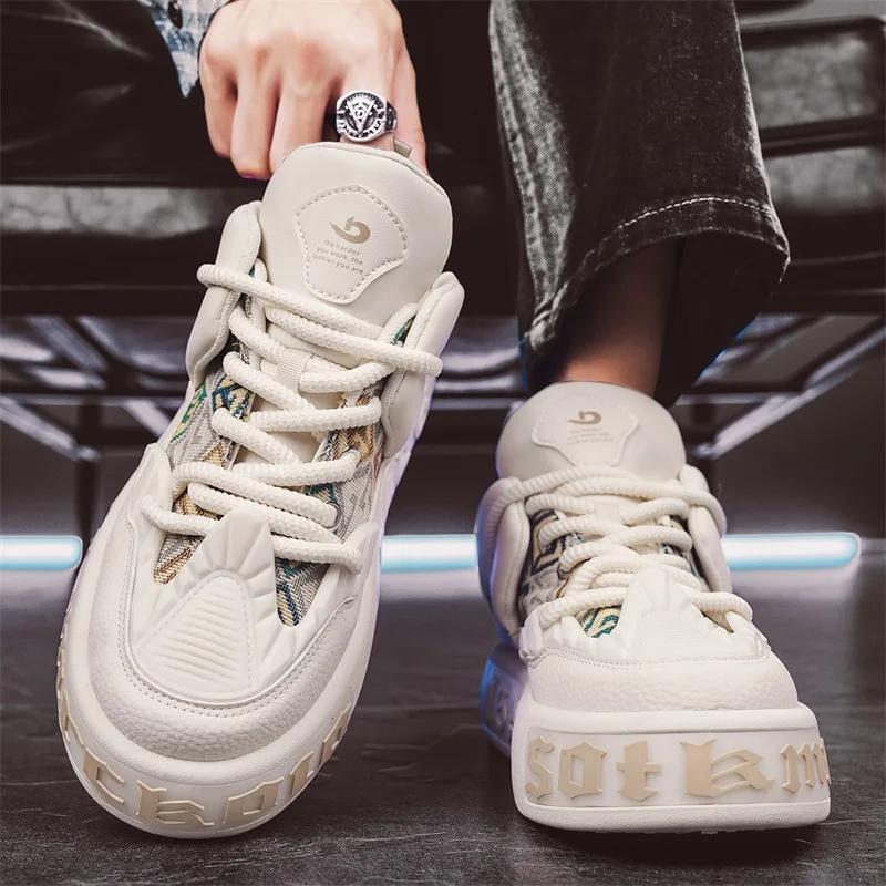 Neue Klassische Herrenschuhe Dicke Sohle Höhensteigernd Lässige Skateboard-Schuhe für Jugendliche Bequem Weiche Sohle Sportschuhe