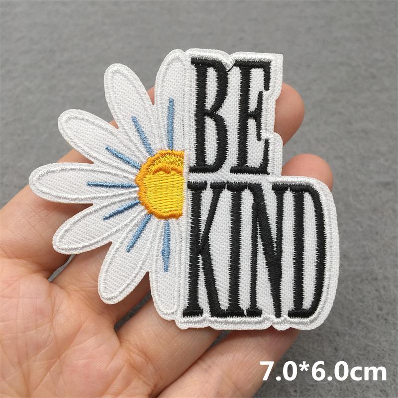 Love Nature Patch Magic Mushroom Embroidery Patches For Clothing Diy Iron-On Stickers Appliques Flowers Stripes