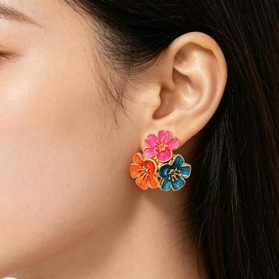 New Original Sweet Dripping Oil Flower Earrings Small Fresh Vacation Style Earrings Fashionable and High End Earrings for Women