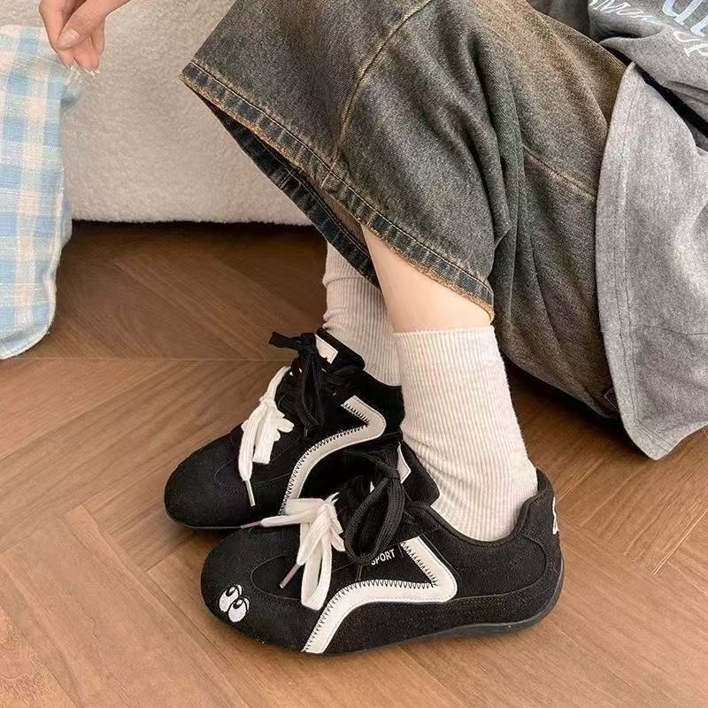 Niche Design Red Platform German Training Shoes, New Original Inner Height Increase Casual Soft Leather Retro Sports Shoes