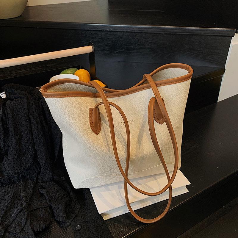 Popular retro bag women's large capacity 2025 new spring casual messenger bag portable bucket bag