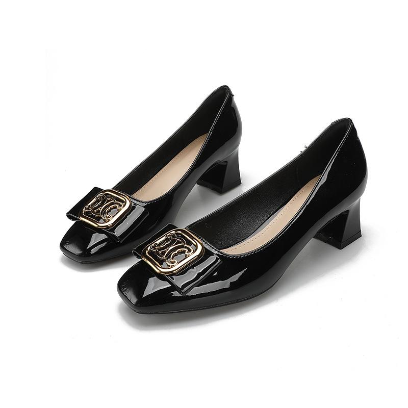 2025 New Patent Leather Medium Heel Single Shoes Red Wedding Shoes Light Mouth Square Head Thick Heel High Heels Versatile Gentle Four Seasons Shoes