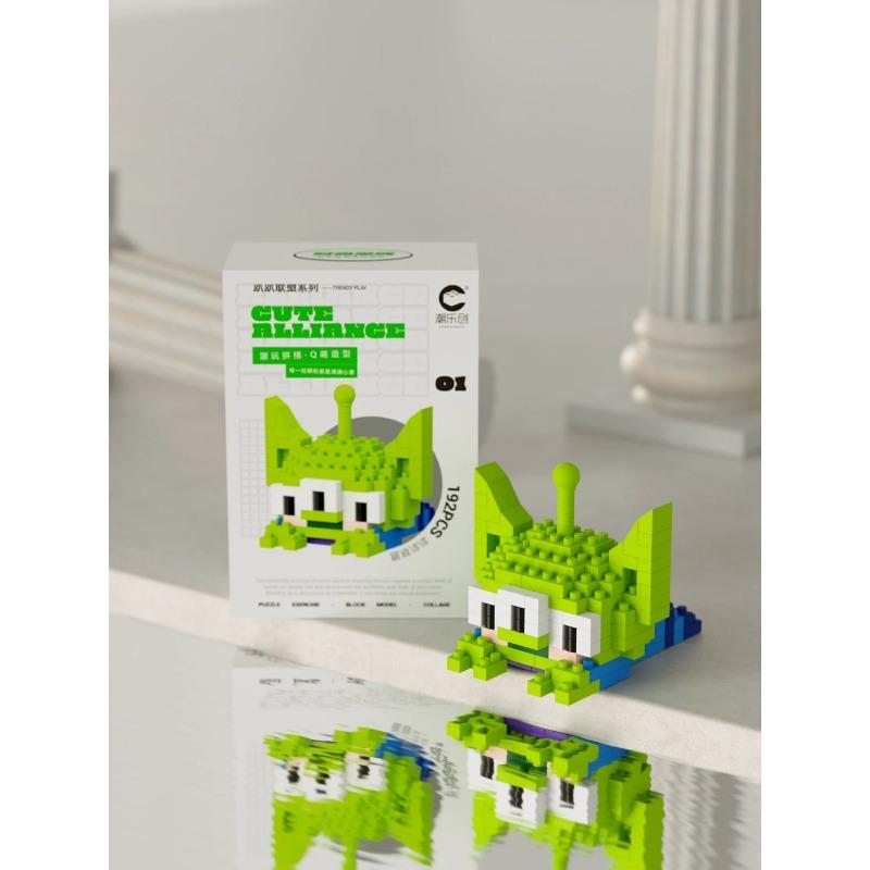 MINISO Cartoon Ornaments Micro Building Blocks Action Figures Nano Blocks Disney Sanrio Kids Toys Christmas Birthdays Gifs