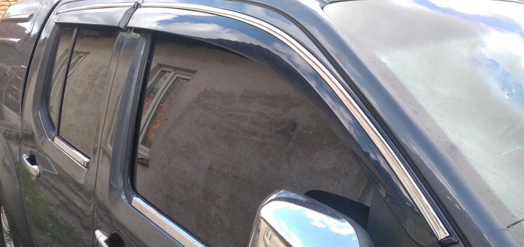 

Вітровики з хромом (4 шт, Sunplex Chrome) для Nissan Navara 2006-2015 рр.