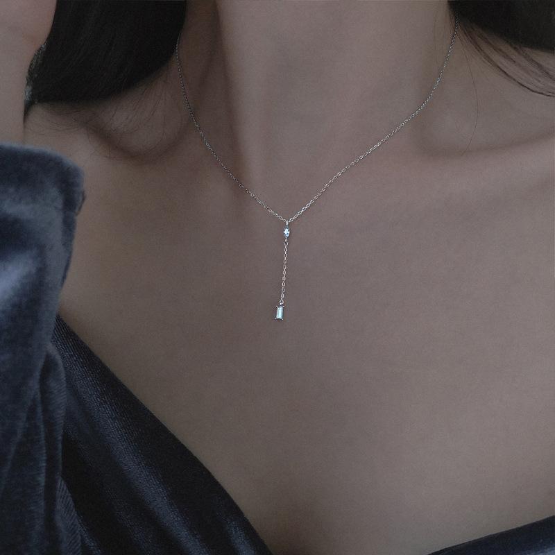 Cold Wind Collarbone Chain Female Simple Versatile Dancing Choke Neck Chain Light Luxury Flash Diamond Fringed Necklace