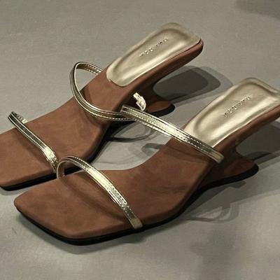 Internet Celebrity Wedge Heel Set Toe French Small Cool Slippers Fairy Shoes 2024 New Summer Wear Strap High Heel Sandals