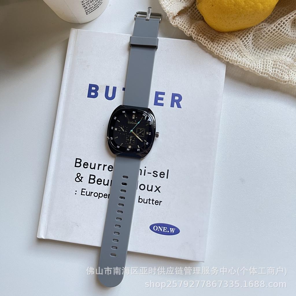 Lässige Uhr für männliche und weibliche Schüler, Mittelschüler, einfache Persönlichkeit, Paar, Silikon-Quarz-Uhr