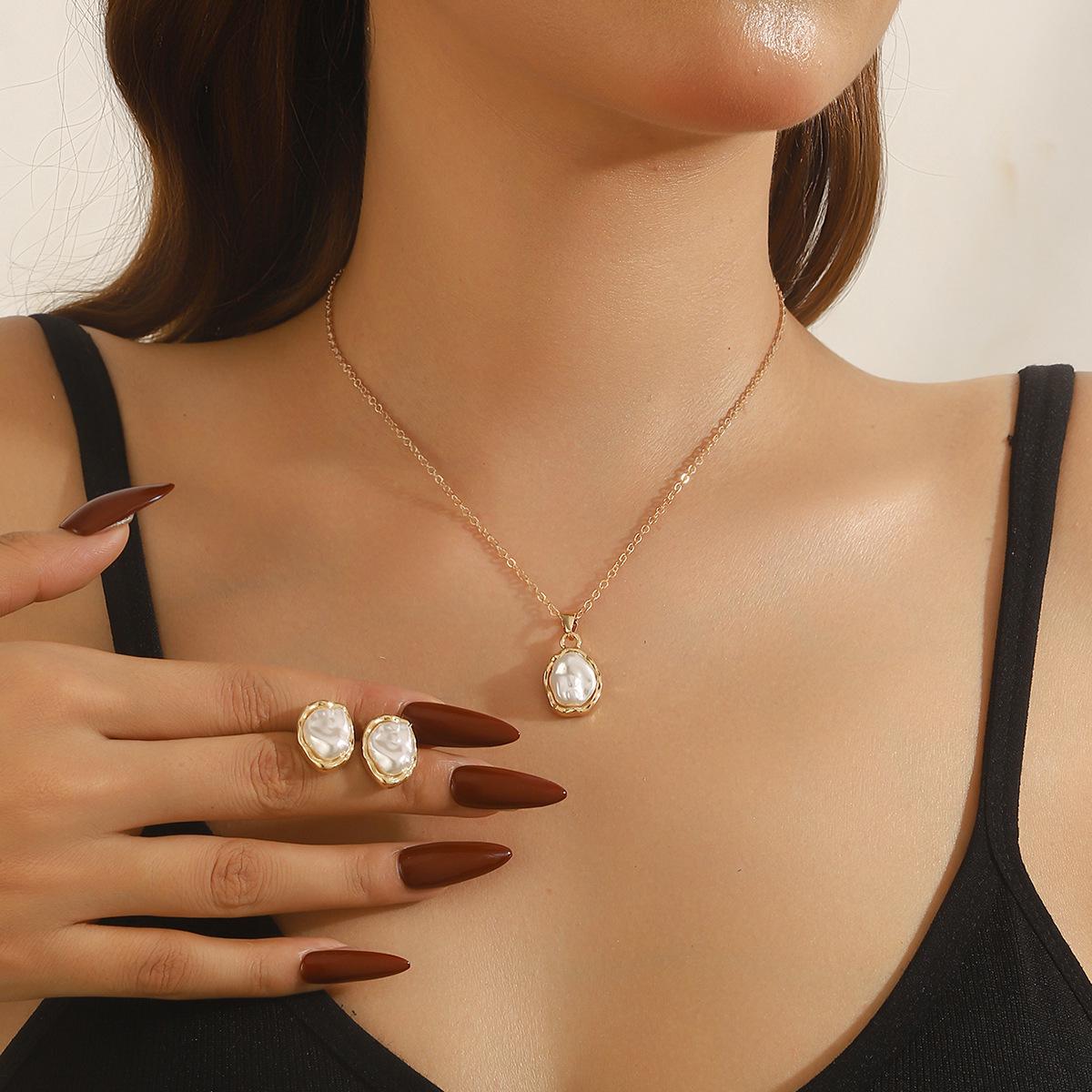 Elegant French Retro Irregular Pearl Set: High-End, Versatile  Exquisite Jewelry