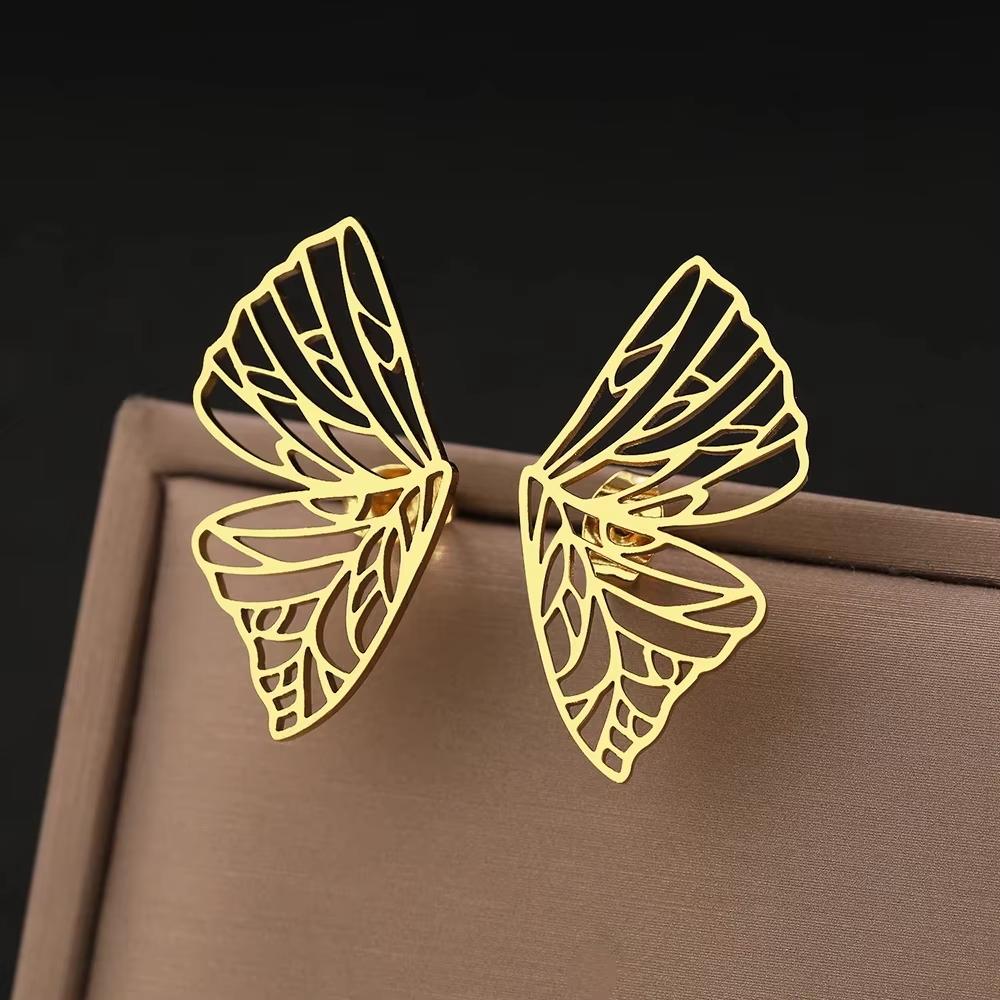 Hallowout Butterfly Earrings Stud Left Right SIde Gold Insect Girs Fashion Post Earrings Lovely Women Fashion Jewelry