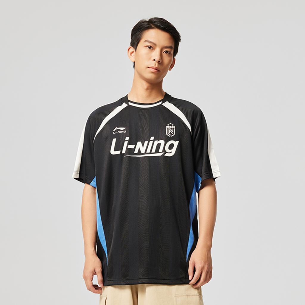 Li Ning Seria Lifestyle Sportowy Retro Amerykański Swobodny Wygodny Prosty Okrągły Dekolt Wszechstronny Krótki Rękaw T-shirt Męskie T-shirty Czarny AHSV759-2
