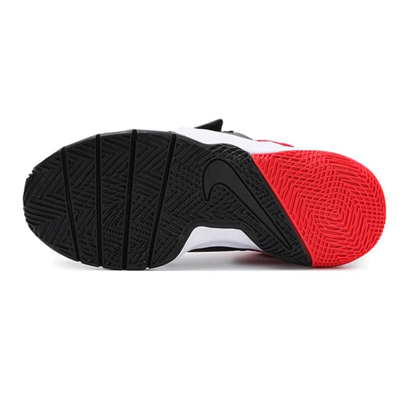 Nike Team Hustle Black University Red GS Sneakers 881941-004