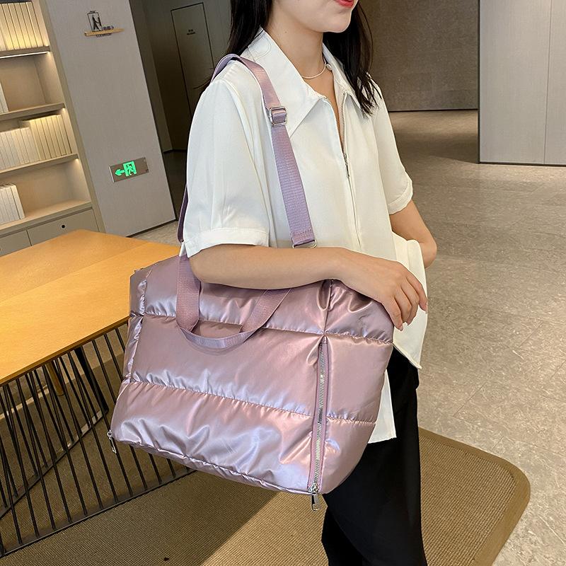 Travel Bag Women's Large Capacity Trend Light Swimming Hand Luggage Dry and Wet Separation Simple Casual Shoulder Bag