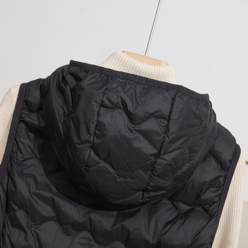 2025 Automne/Hiver Grande Taille Léger Long Au-Dessus du Genou Veste Sans Manches à Capuche en Duvet de Canard Blanc avec Motif Ondulé