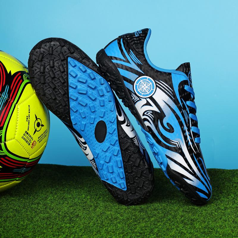 Unisex Non-Slip Wear-Resistant Youth Football Training Shoes with Long Multi-Studs