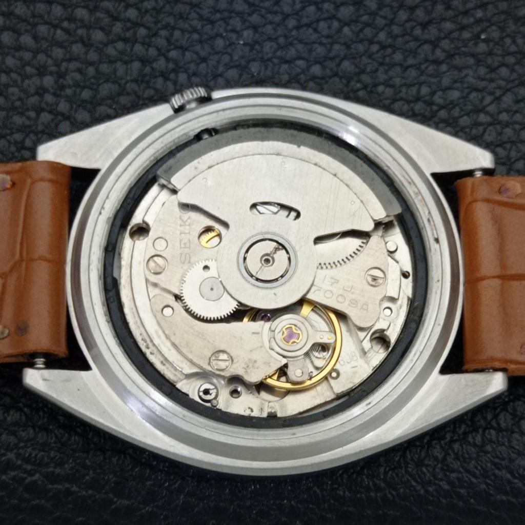 SEIKO 5 VINTAGE AUTOMATIC 7009A JAPAN MENS WHITE COLOR DIAL WATCH a700554-5