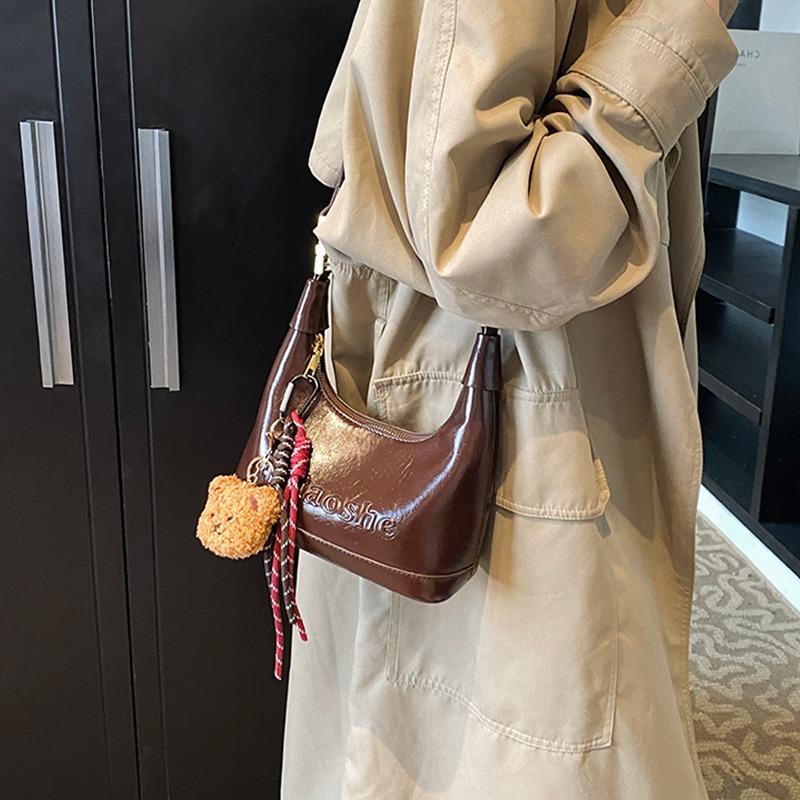 Bag New Autumn and Winter Leather Women's Bag High Sense Maillard Popular Fashion Hand Carry Crossbody Bag Luggage