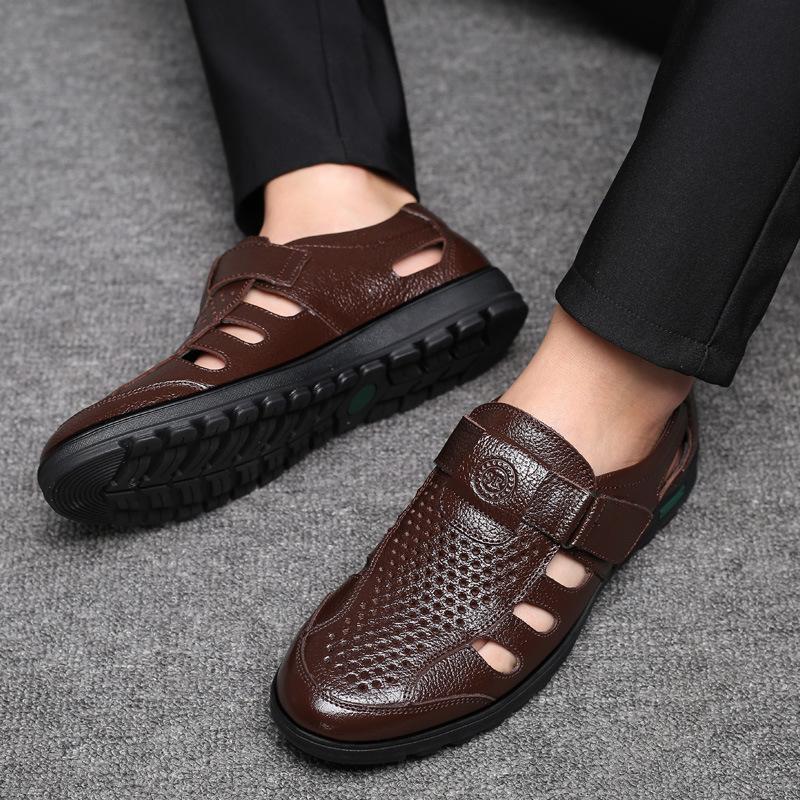 Fashion Big Size Hallow Out Leather Sandals for Men Designer Fashion Casual Summer Autumn Shoes Man Solid Color Designer Loafers Male