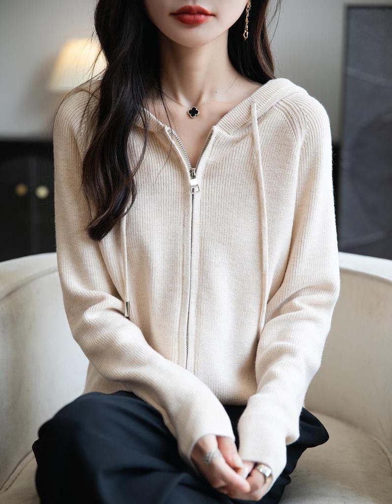 Yuanbao Stitch Women's Korean Style Wool Zippered Hoodie - Casual Versatile Solid Color Knitwear