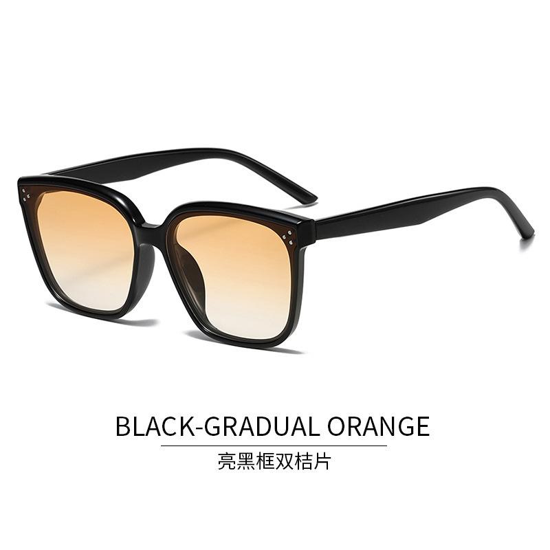 

Square Shape Sunglasses Women High Quality Rivets Decoration Women s Sun Glasses UV400 Protection Outdoor Men Sun Glass
