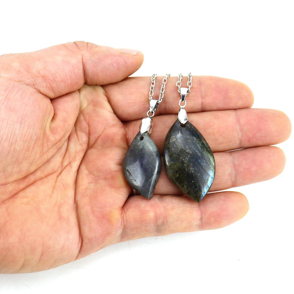 Natural Elongated Stone Random Oval Rough Stone Leaf-Shaped Moonstone Pendant Necklace N659