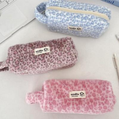 Retro Leopard Print Women's Plush Makeup and Toiletry Bag - Portable Pencil Case
