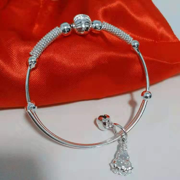 Brățară Stea Placată cu Argint de Ziua Îndrăgostiților pentru Femei - Cadou Trendy în Stil Douyin pentru Cea Mai Bună Prietenă