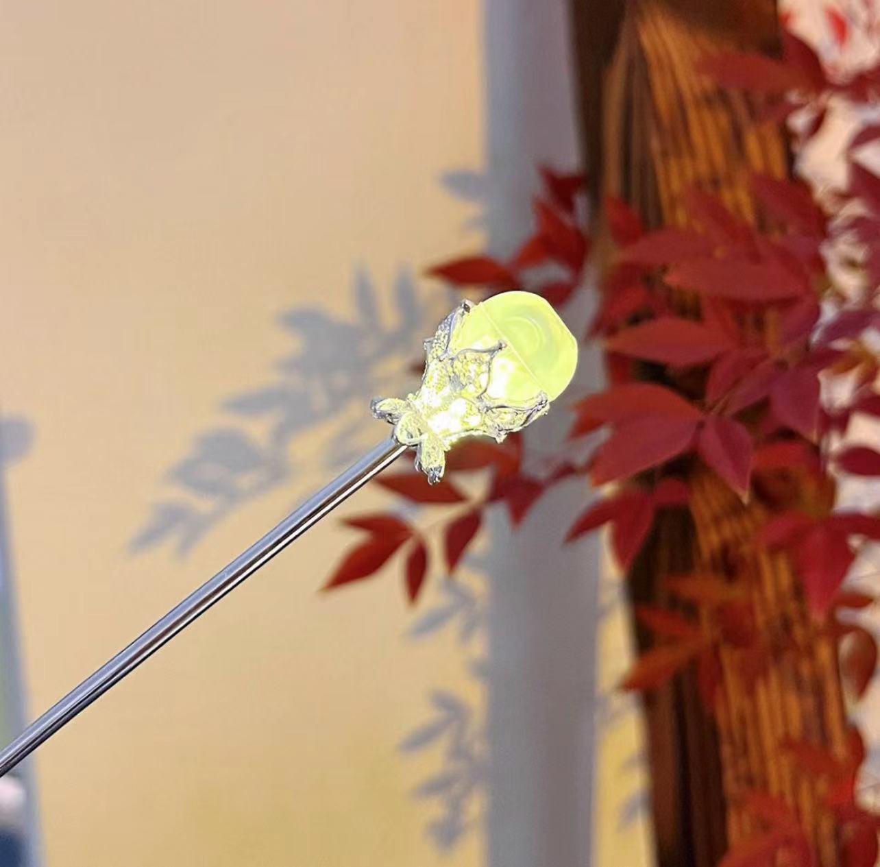 

Заколка-фонарик на Новый год: Светящийся древнекитайский стиль аксессуар для волос