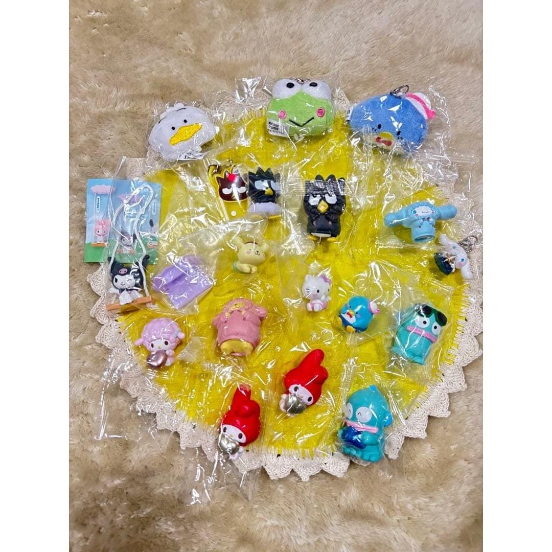 Sanrio capsule toy 18-piece set