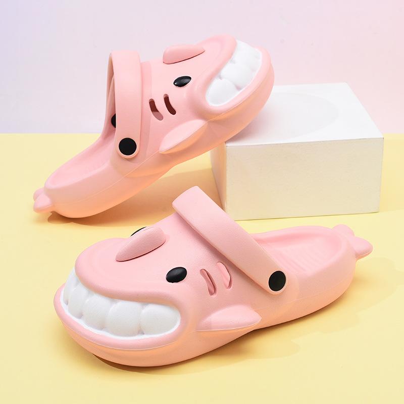 

Ladies cute shark spring and summer wear non-slip and deodorant fashion soft bottom comfortable versatile straight hair 39-40 розовый