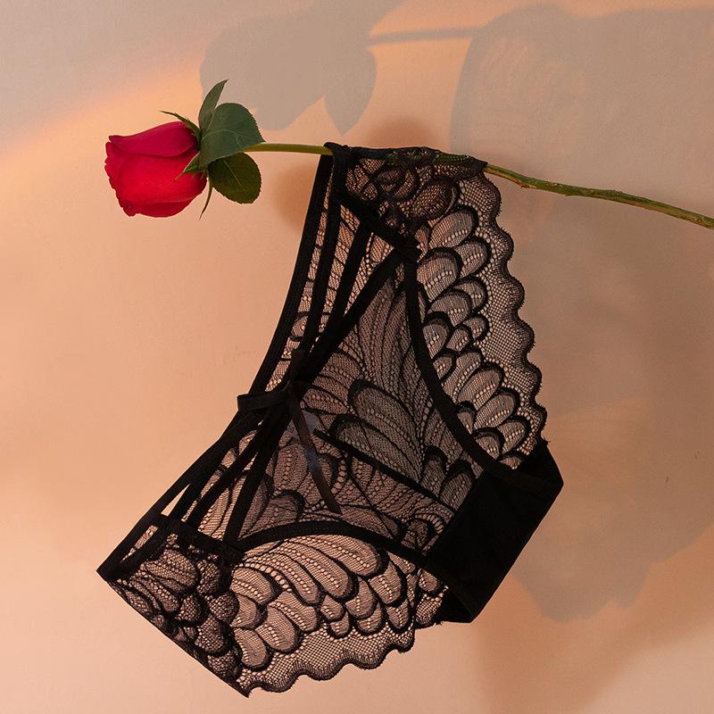 Women's Low-Waist Lace Panties: Breathable, Quick-Drying, Seamless, Girlish Hollow-Out Design