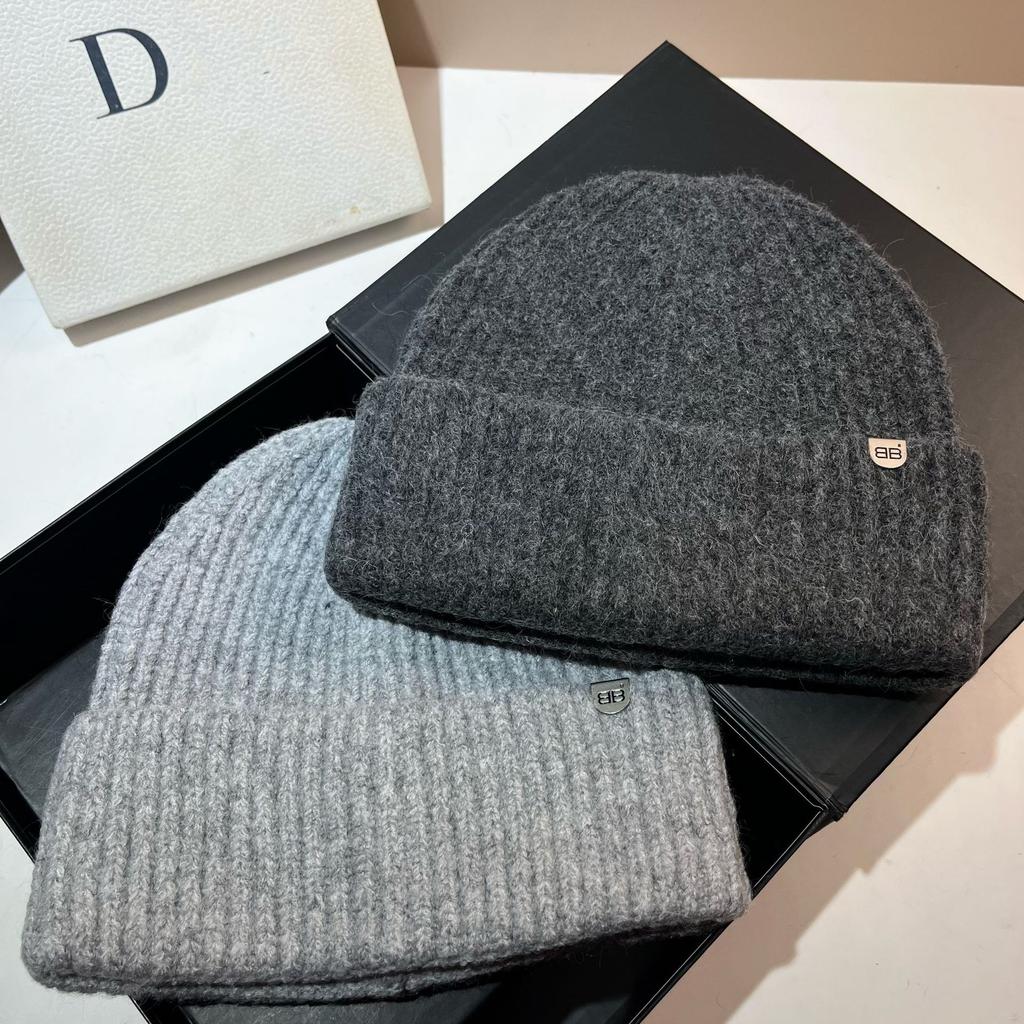 Standard Unisex Simple Knitted Hat Youth Outdoor Versatile Warm Ear Hat