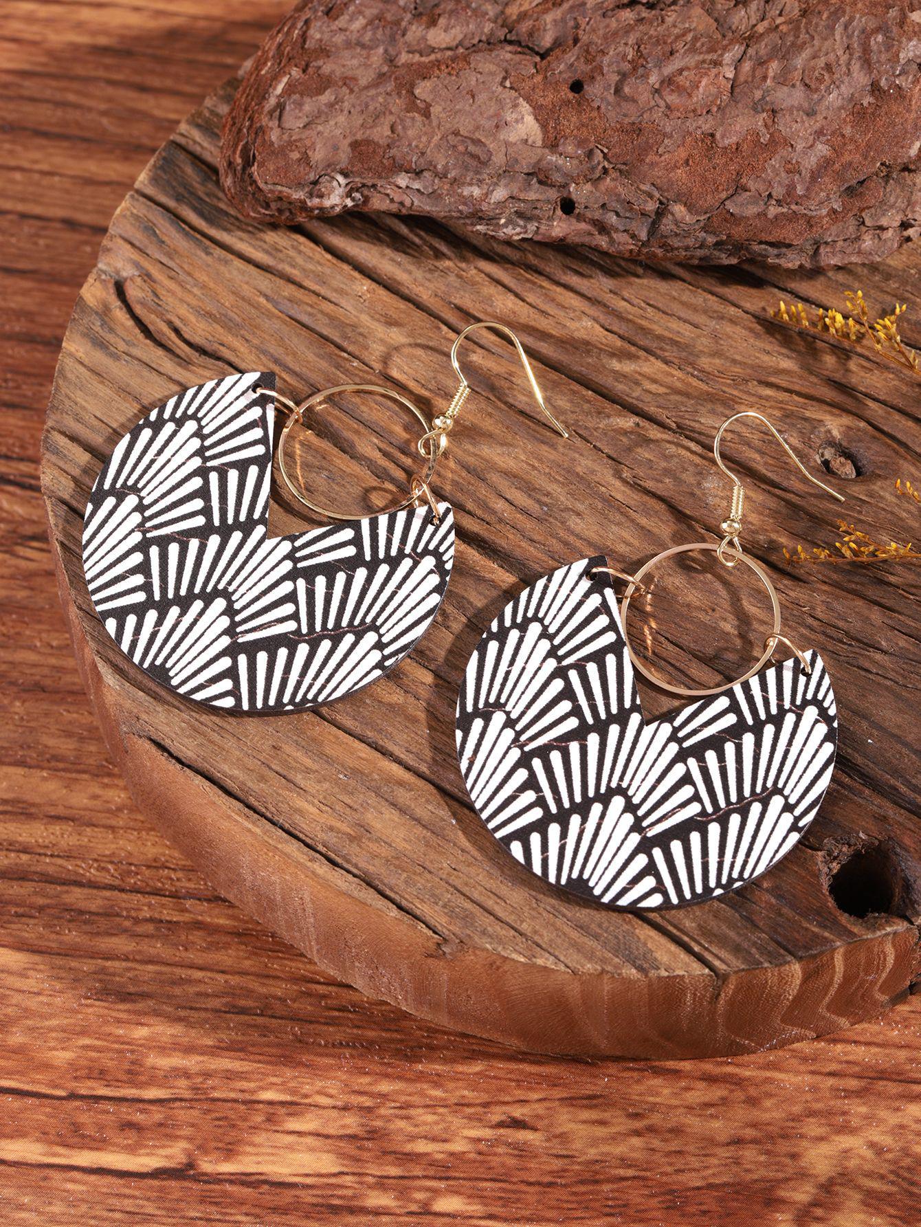Retro Bohemian Double-Sided Geometric Pattern Wooden Earrings for Women