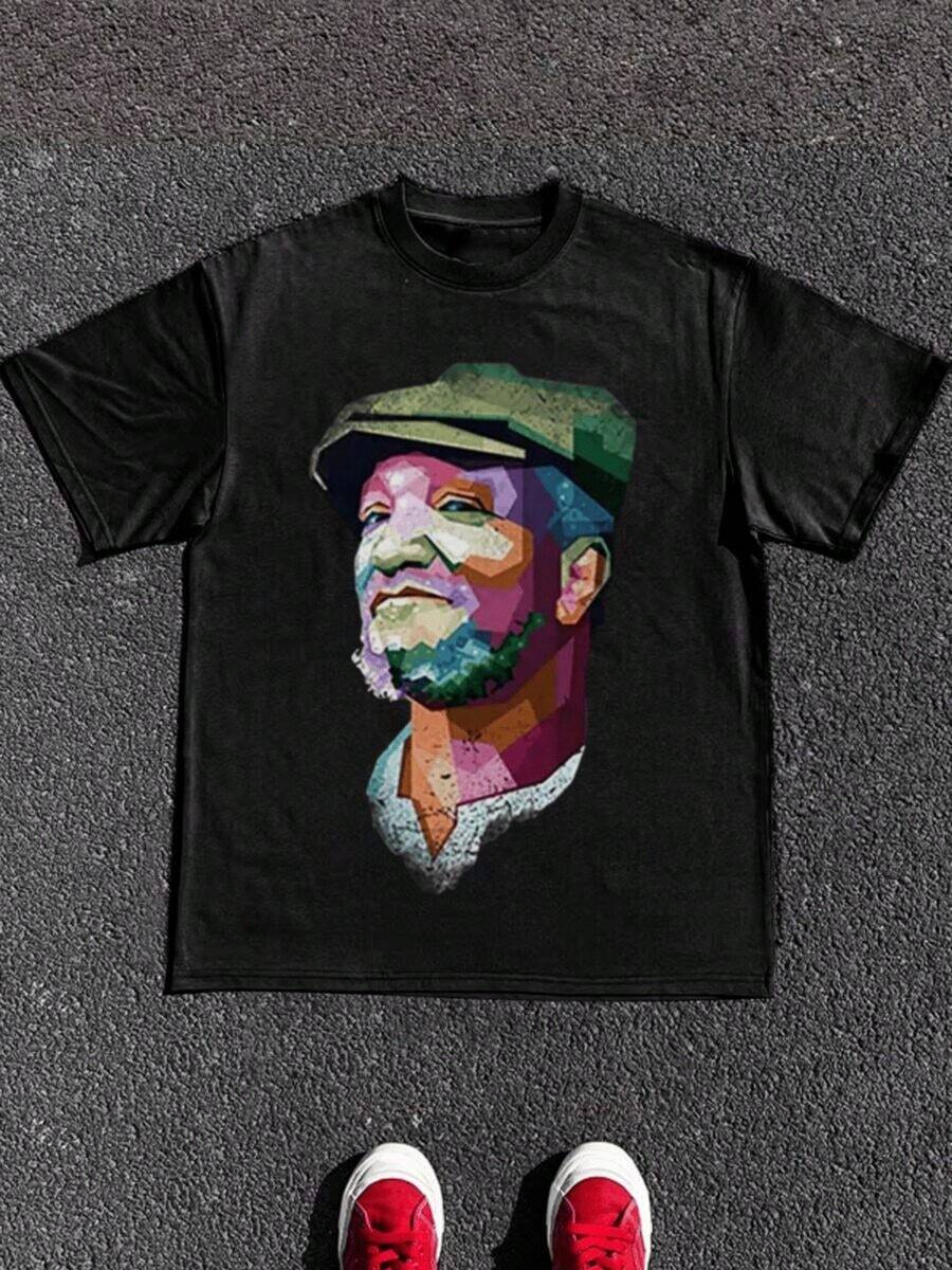 

Portrait Of BeaJIAed Uncle Print Unisex T-Shirt L