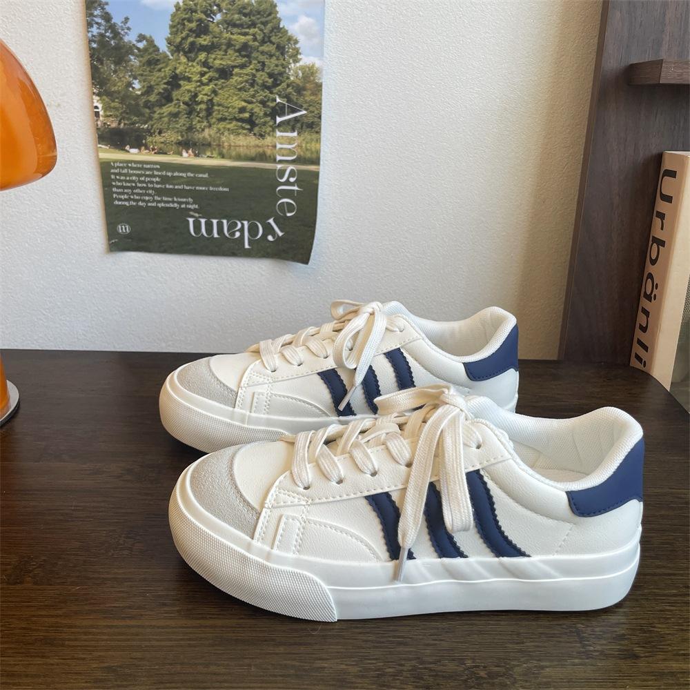 2025 spring and autumn new German training white shoes casual versatile canvas shoes women's low-top couple board shoes
