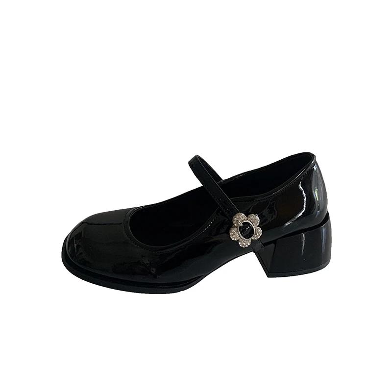 

Новые женские туфли Мэри Джейн, высококачественные лакированные туфли на среднем каблуке, женские туфли с квадратным носком и неглубокой пряжкой 35 чёрный