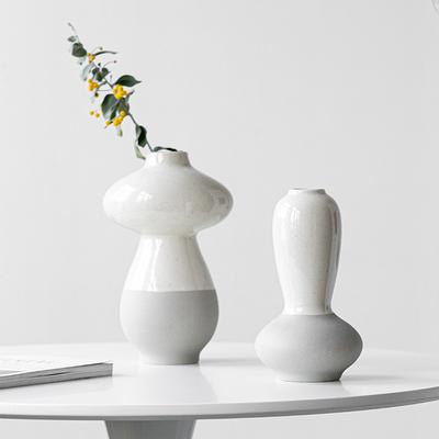 Simple Special-Shaped Two-Color Ceramic Vase, High-End Indoor Hydroponic Flower Arrangement Decorative Handicraft Ornament