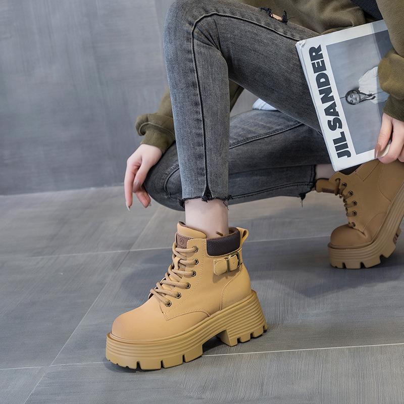 Martin boots retro locomotive boots women's new leather short tooling boots versatile women's boots